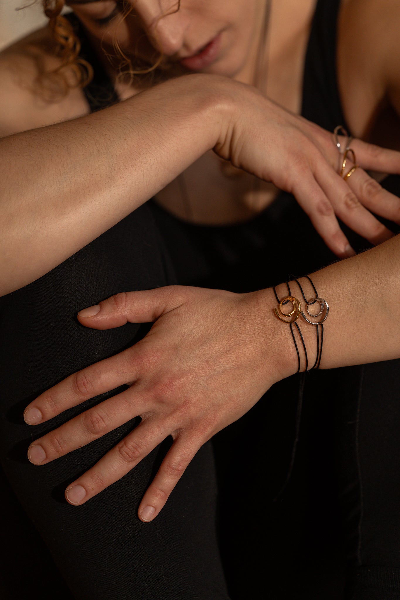 Roi Charm 2026 Bracelet