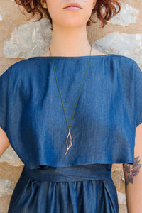 Kelyfos Necklace with thread
